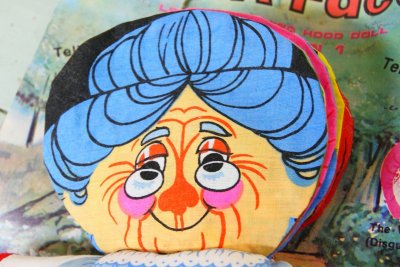 画像6: ☆ビンテージ　フリップフェイス　ストーリードール☆赤ずきんちゃん