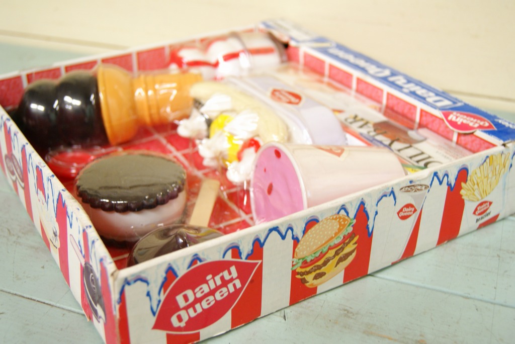 Vintage Dairy Queen プレイフードセット おままごと 新品 - 雑貨